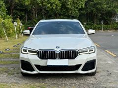 BMW 5 Series 525Li M Sport Package - ფოტო 2