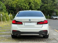 BMW 5 Series 525Li M Sport Package - ფოტო 8