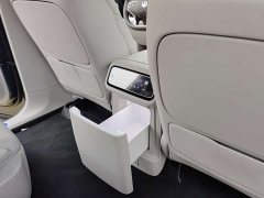 Leapmotor D19 Extended Range 500 Deluxe Edition Six-Seater - ფოტო 20
