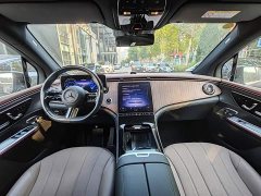 Mercedes-Benz EQE SUV 500 4MATIC Luxury - ფოტო 9