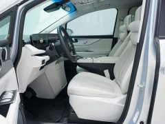 Buick GL8 New Energy Luzun Smart Comfort Edition 7-Seater - ფოტო 5