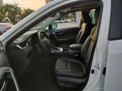 Toyota RAV4 2.0L CVT FWD Fashion Edition - ფოტო 7