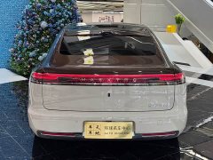 Mercedes-Benz Zun S800 2025 Extended Range Starlight Executive Edition 4-Seater (192-line LiDAR) - ფოტო 5