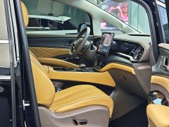 Denza D9 2022 DM-i 970 AWD Flagship - ფოტო 12