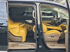 Denza D9 2022 DM-i 970 AWD Flagship - ფოტო 17