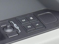 Land Rover Defender 90 2.0T P300 S - ფოტო 18