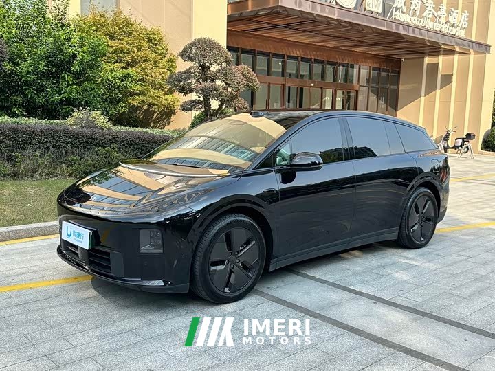 Li Auto i6 Two-Wheel Drive Standard - ავტომობილი ჩინეთიდან