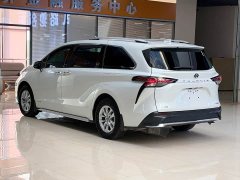 Toyota Gravia 2.5L Hybrid Comfort Edition - ფოტო 14