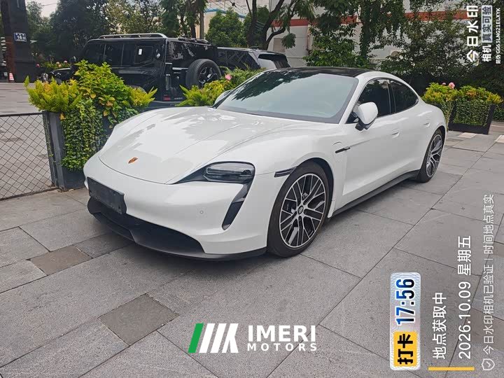 Porsche Taycan