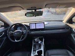 Geely Emgrand 4th Generation Champion Edition 1.5L CVT Luxury - ფოტო 5