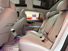Mercedes-Benz EQE 2022 350 Luxury - ფოტო 18