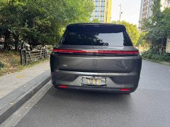 Li Auto Ideal L8 Air - ფოტო 11