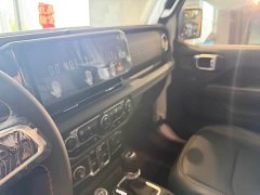Jeep Wrangler New Energy Four-Door 2.0T 4xe Sahara - ფოტო 6