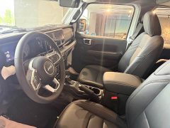 Jeep Wrangler New Energy Four-Door 2.0T 4xe Sahara - ფოტო 7