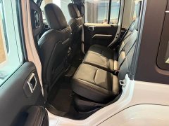 Jeep Wrangler New Energy Four-Door 2.0T 4xe Sahara - ფოტო 9