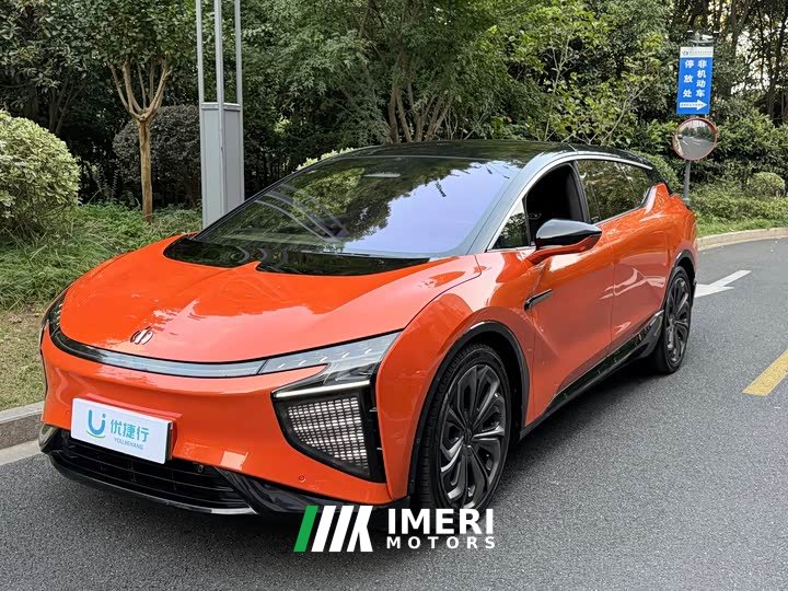 HiPhi X Flagship 6-Seater - ავტომობილი ჩინეთიდან