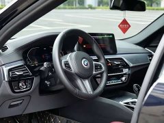 BMW 5 Series 530Li Luxury M Sport Package - ფოტო 4