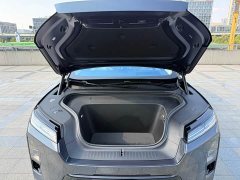 NIO ES8 2026 Six-Seat Executive Signature Edition - ფოტო 18