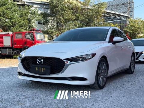 2022 Mazda3 Axela 2.0L Automatic Elegant Edition