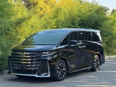 Toyota Vellfire 2024 Crown Hybrid 2.5L Premium Edition - ფოტო 1