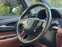 Toyota Vellfire 2024 Crown Hybrid 2.5L Premium Edition - ფოტო 11