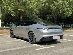 Lynk & Co Geely Lynk & Co 10 240 AWD Ultra Sport Edition - ფოტო 4