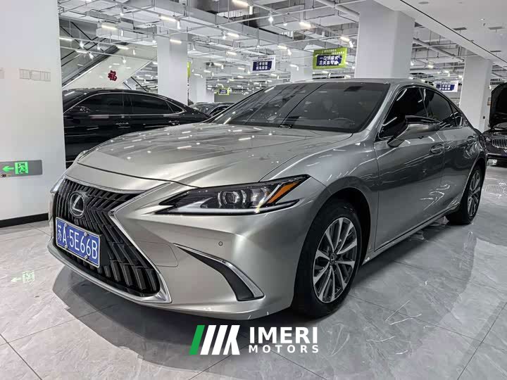 Lexus ES 2022 200 Excellence Edition - ავტომობილი ჩინეთიდან