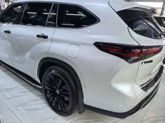 Toyota Highlander 2023 2.5L Intelligent Hybrid AWD Knight Edition 7-Seater - ფოტო 4