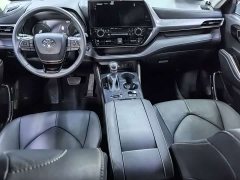 Toyota Highlander 2023 2.5L Intelligent Hybrid AWD Knight Edition 7-Seater - ფოტო 7