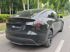 Tesla Model Y 2022 Rear-Wheel Drive - ფოტო 9