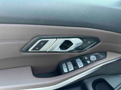 BMW 3 Series 320i M Sport Package - ფოტო 12