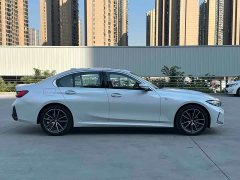BMW 3 Series 320i M Sport Package - ფოტო 8