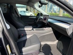 Tesla Model Y Rear-Wheel Drive - ფოტო 10