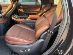 Lincoln Navigator 3.5T Presidential Edition - ფოტო 6