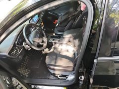 Ford Focus Hatchback EcoBoost 180 Automatic ST Line - ფოტო 11