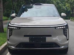 IM Motors Zhiji LS8 66 Ultra Tech Flagship 5-Seater - ფოტო 2