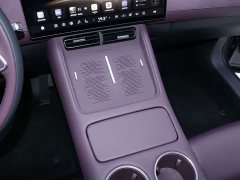 Voyah Lantu FREE Rear-Wheel Drive Qiankun Edition - ფოტო 11