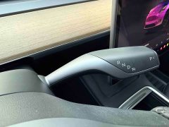 Tesla Model Y Long Range All-Wheel Drive - ფოტო 17