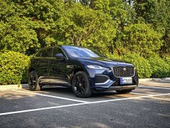 Jaguar F-PACE 250PS R-Dynamic SE - ფოტო 3