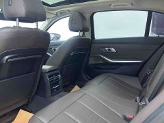 BMW 3 Series 320Li M Sport Package - ფოტო 9