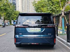 Voyah Lantu Dreamchaser PHEV AWD Excellence Kunpeng Edition - ფოტო 11
