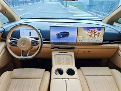 Voyah Lantu Dreamchaser PHEV AWD Excellence Kunpeng Edition - ფოტო 4