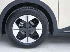 Geely Xing Yuan UP 410km Explorer Edition - ფოტო 12