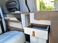 Dongfeng Forthing V9 200km Enjoy Edition Four-Seat Pop-Top Camper Van - ფოტო 19