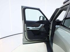 Yangwang U8 2024 Off-Road Enthusiast Edition - ფოტო 10