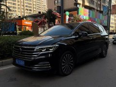 Volkswagen Viloran 380TSI Prestige - ფოტო 1