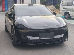 Zeekr 007 Rear-Wheel Drive 100kWh - ფოტო 3