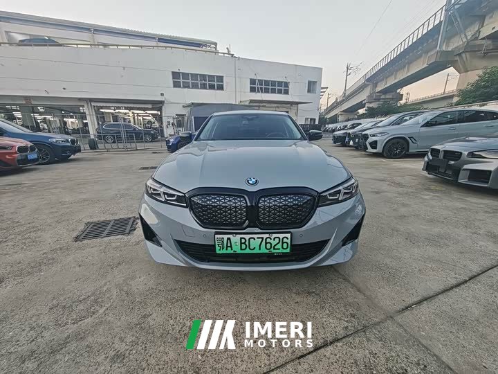 BMW i3 eDrive 40 L Night Sport Package - ავტომობილი ჩინეთიდან