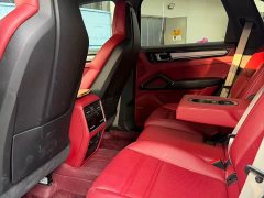 Porsche Cayenne 3.0T Platinum Edition - ფოტო 4