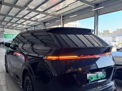 XPeng X9 Extended Range 1602 Ultra - ფოტო 2